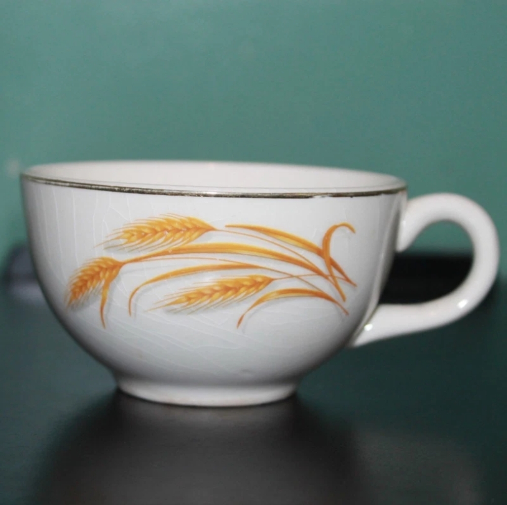 Vintage Homer Laughlin Ceramic Golden Wheat White/Cream Tea Cup Gold Trim